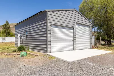 7257 Hilyard Avenue, Klamath Falls, OR 97603 - Photo 6