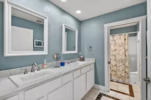 2258 Gene Cameron Wy, Medford, OR 97504 - Photo 36
