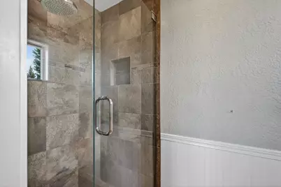 2258 Gene Cameron Way, Medford, OR 97504 - Photo 30