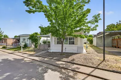 2252 Table Rock Road #SPC 91, Medford, OR 97501 - Photo 2