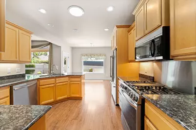103 Greenmoor Drive, Eagle Point, OR 97524 - Photo 12