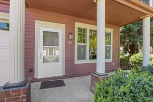 140 Jackson Creek Dr, Jacksonville, OR 97530 - Photo 2