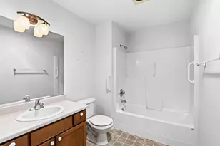 140 Jackson Creek Dr, Jacksonville, OR 97530 - Photo 16