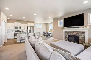 2513 NW Upas Way, Redmond, OR 97756 - Photo 4