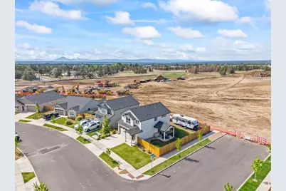 2513 NW Upas Way, Redmond, OR 97756 - Photo 32