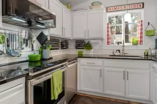 108 N Darkhorse Ln, Sisters, OR 97759 - Photo 8