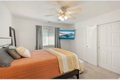 3015 Merriman Road #12, Medford, OR 97501 - Photo 14