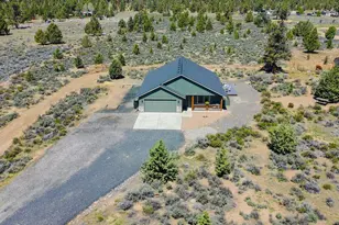 8475 NW Eagle Dr, Redmond, OR 97756 - Photo 2