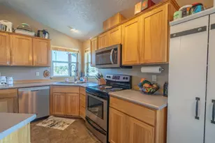 8475 NW Eagle Dr, Redmond, OR 97756 - Photo 10