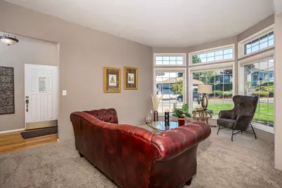 2928 Flint Ridge Avenue, Medford, OR 97504 - Photo 2