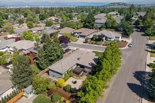 2928 Flint Ridge Ave, Medford, OR 97504 - Photo 30