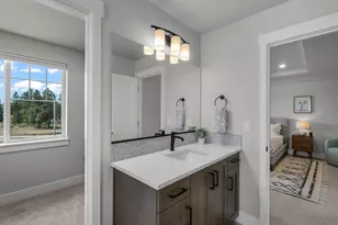 60933 SE Sydney Harbor Ct, Bend, OR 97702 - Photo 28