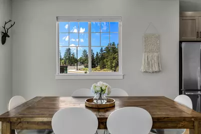60933 SE Sydney Harbor Court, Bend, OR 97702 - Photo 12