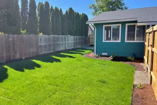 2216 Piazza Dr, Medford, OR 97501 - Photo 24