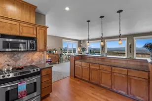 10875 SW Mintken Ln, Culver, OR 97734 - Photo 2