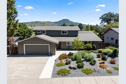 2642 Hawaiian Avenue, Medford, OR 97504 - Photo 1
