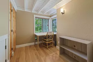 1940 NW Monterey Pines Dr, Bend, OR 97703 - Photo 18