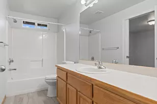 [Address not provided], Grants Pass, OR 97527 - Photo 10