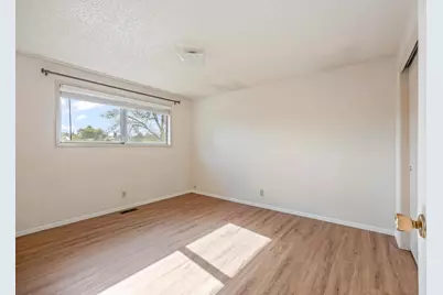563 SW 2nd Street, Madras, OR 97741 - Photo 14