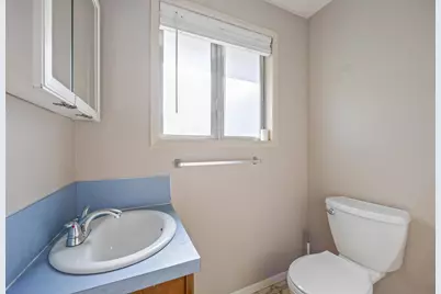 563 SW 2nd Street, Madras, OR 97741 - Photo 16