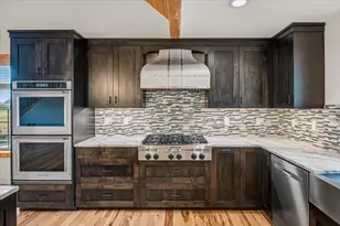20735 Mini Ln, Bend, OR 97702 - Photo 16