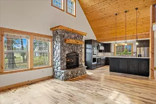 20735 Mini Ln, Bend, OR 97702 - Photo 8