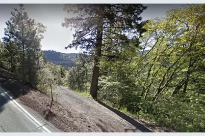 8074 Highway 66, Ashland, OR 97520 - Photo 2