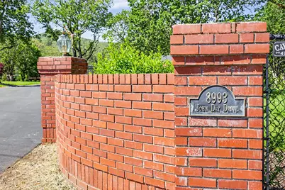 8993 John Day Drive, Gold Hill, OR 97525 - Photo 2