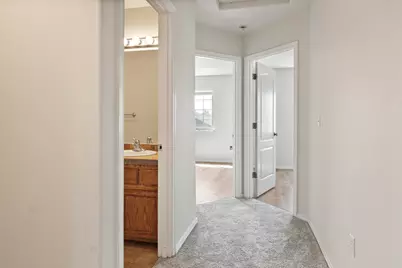 585 NE Redwood Avenue, Redmond, OR 97756 - Photo 14