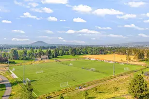 2150 NE Castle Ave, Bend, OR 97701 - Photo 26