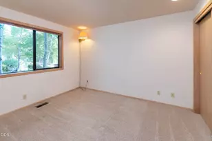 18210 Ollalie Ln, Sunriver, OR 97707 - Photo 16