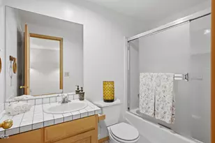 18210 Ollalie Ln, Sunriver, OR 97707 - Photo 18