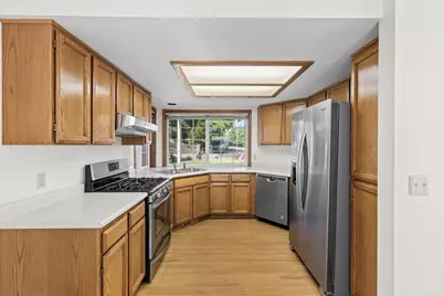 154 Silverwood Court, Central Point, OR 97502 - Photo 10