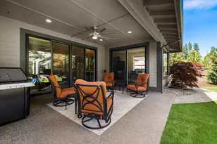 60886 SW Headwaters Loop, Bend, OR 97702 - Photo 40