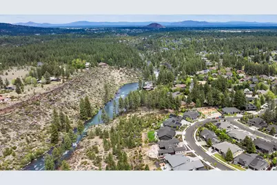 60886 SW Headwaters Loop, Bend, OR 97702 - Photo 56