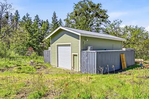 8351 Dead Indian Memorial Rd, Ashland, OR 97520 - Photo 40