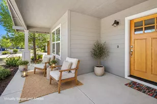 1717 NE 3rd Ct, Redmond, OR 97756 - Photo 6