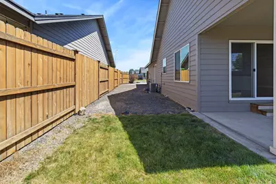 1717 NE 3rd Court, Redmond, OR 97756 - Photo 50