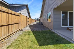 1717 NE 3rd Ct, Redmond, OR 97756 - Photo 50