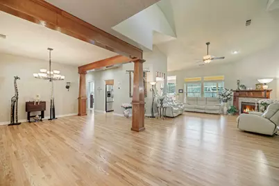 128 Oak Point Drive, Eagle Point, OR 97524 - Photo 8