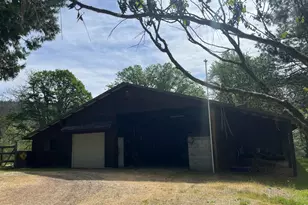 6900 Crowfoot Rd, Trail, OR 97541 - Photo 24