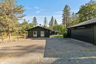 1033 Plumtree Ln, Grants Pass, OR 97526 - Photo 32