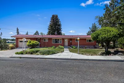 176 SE Hillcrest Street, Madras, OR 97741 - Photo 2