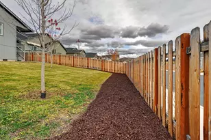 728 NE Brookstone Dr, Prineville, OR 97754 - Photo 34