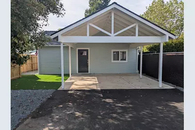 613 St Thomas Lane, Eagle Point, OR 97524 - Photo 6