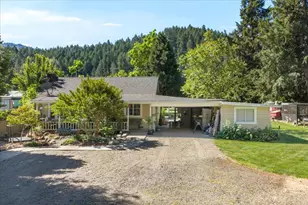 6589 Rogue River Hwy, Grants Pass, OR 97527 - Photo 34