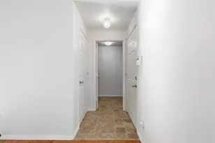 2067 SW 30th St, Redmond, OR 97756 - Photo 10