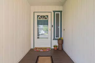 5528 American Ave, Klamath Falls, OR 97603 - Photo 2
