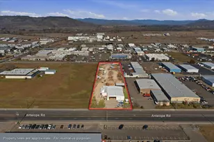 581 Antelope Rd, White City, OR 97503 - Photo 1