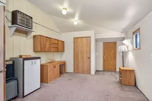 60866 Brosterhous Road, Bend, OR 97702 - Photo 32